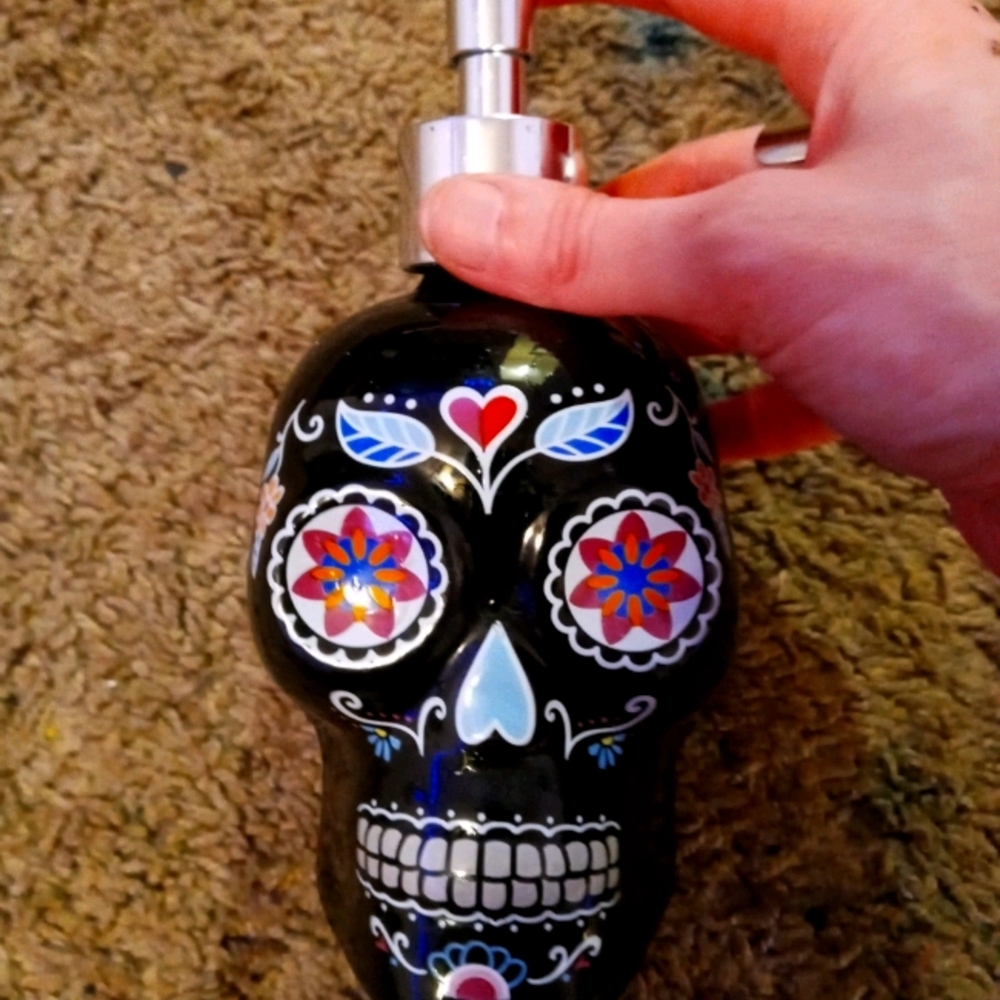 4/$15 Sugar Skull Soap Dispenser